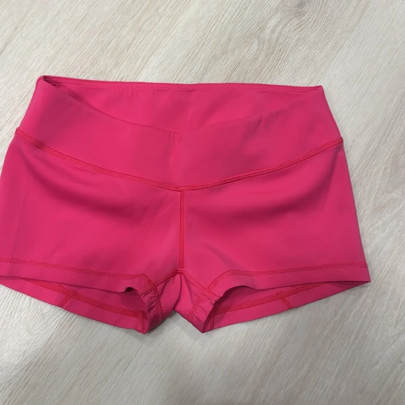 Medium Vull Sport Champion Shorts - Pink - Picture 3 of 5